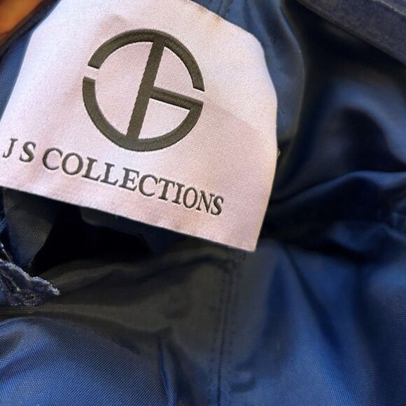 JC Collections Navy Gown - Picture 11 of 11